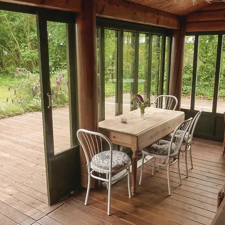 펜션 Two-bedroom In