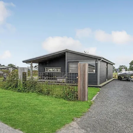2 Bedroom Amazing Home In Otterup *