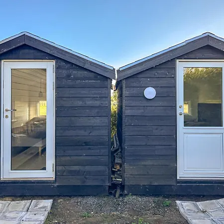 2 Bedroom Amazing In Prázdninový dům *